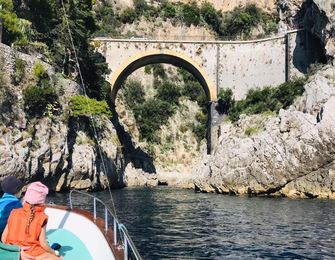 Amalfi Sea View Villa Scala Bagian luar foto